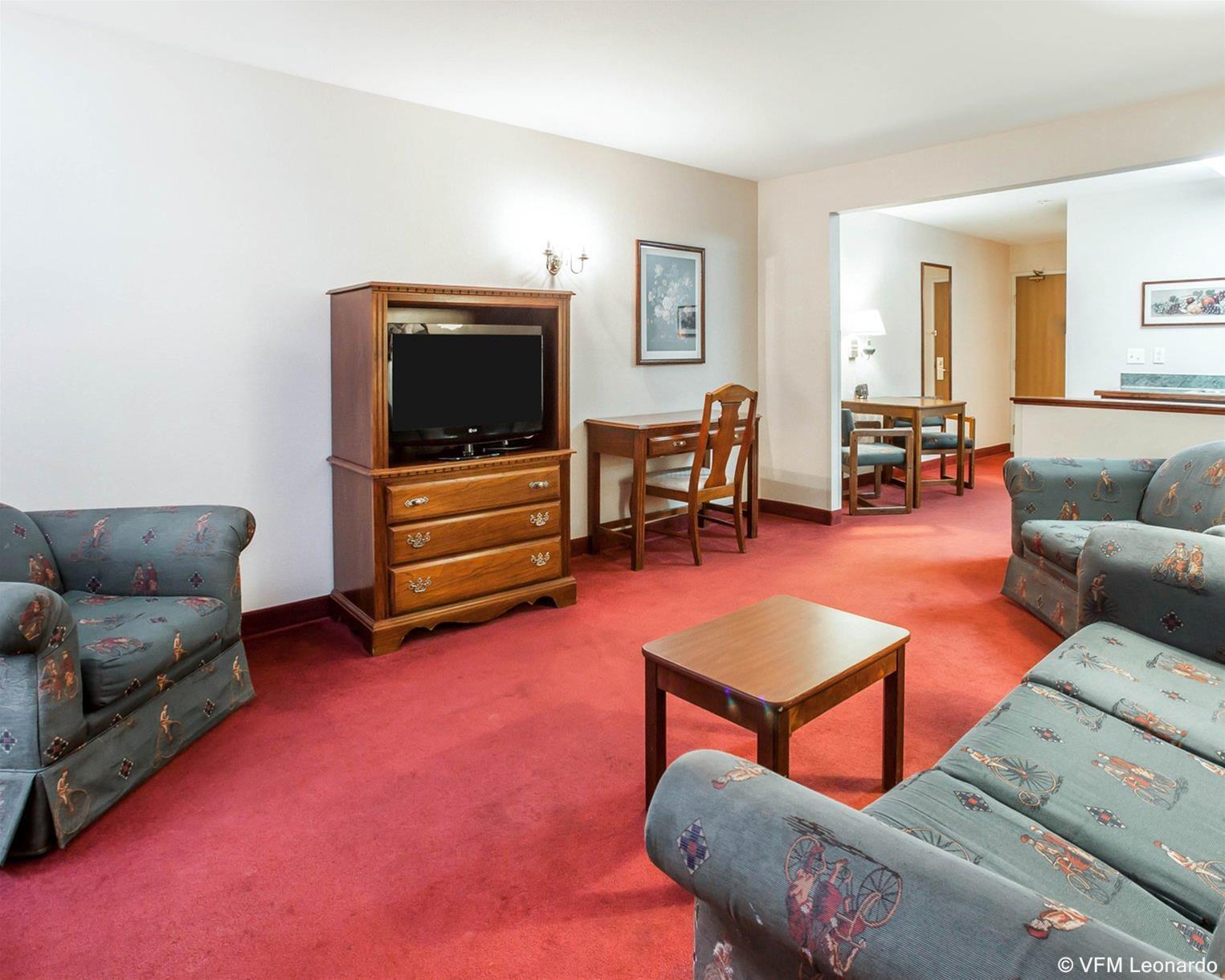 Comfort Suites יקימה מראה חיצוני תמונה